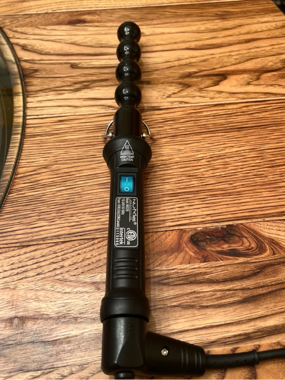 NuMe Black Bubble Wand Curling Iron